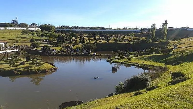 Conheca o Parque do Japao em Maringa